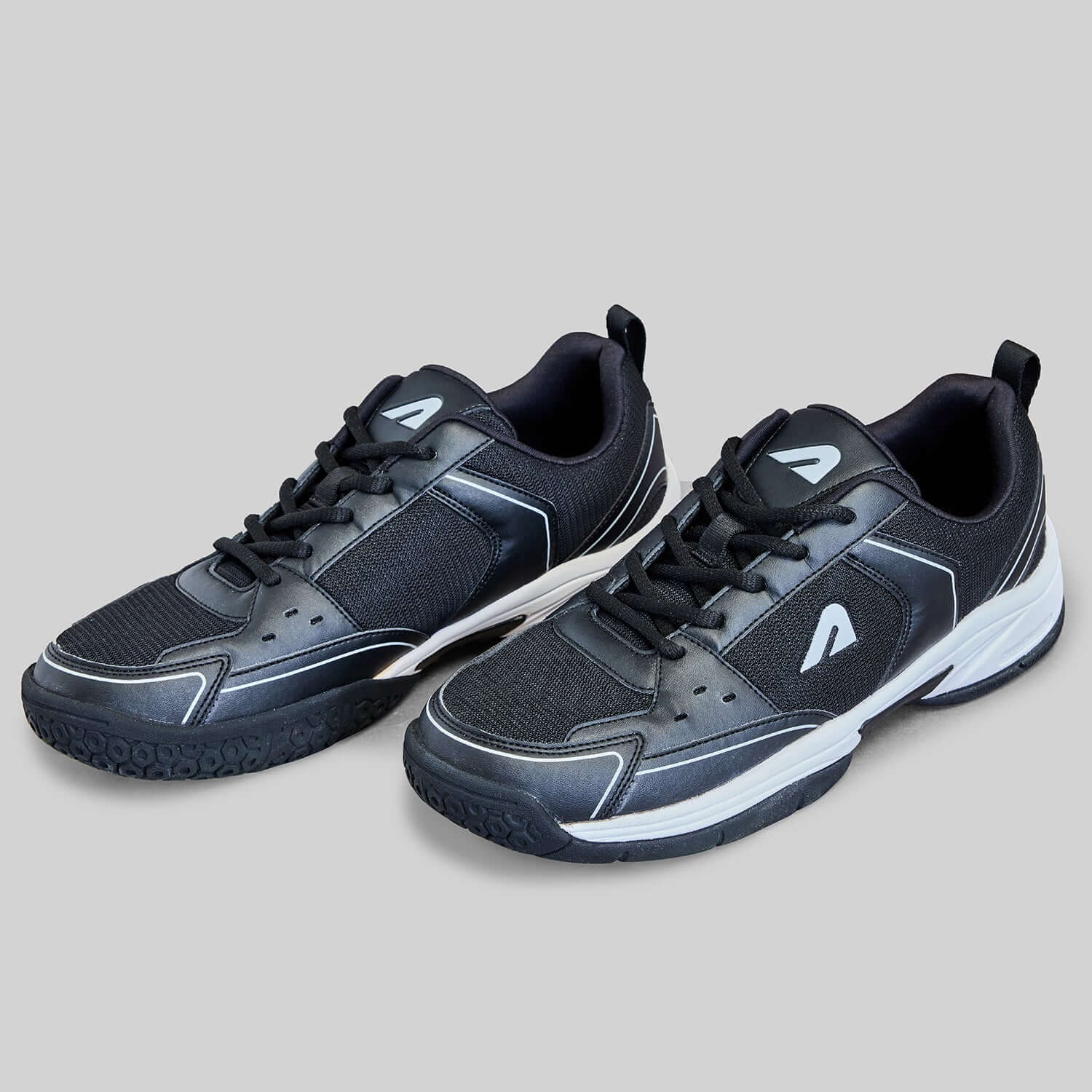 Archer Badminton Shoes - Black-White