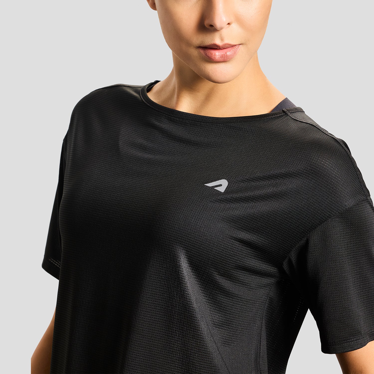 Womens Intense Cropped Tee