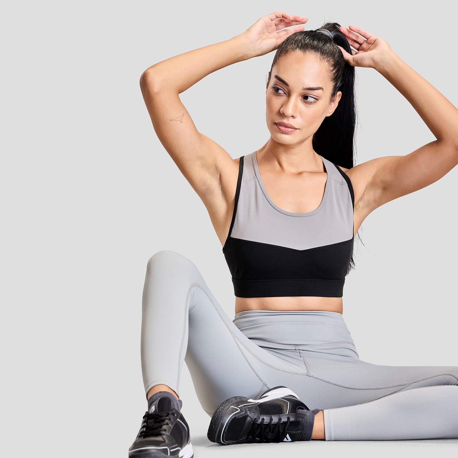 Flexform Sports Bra - Grey/Black